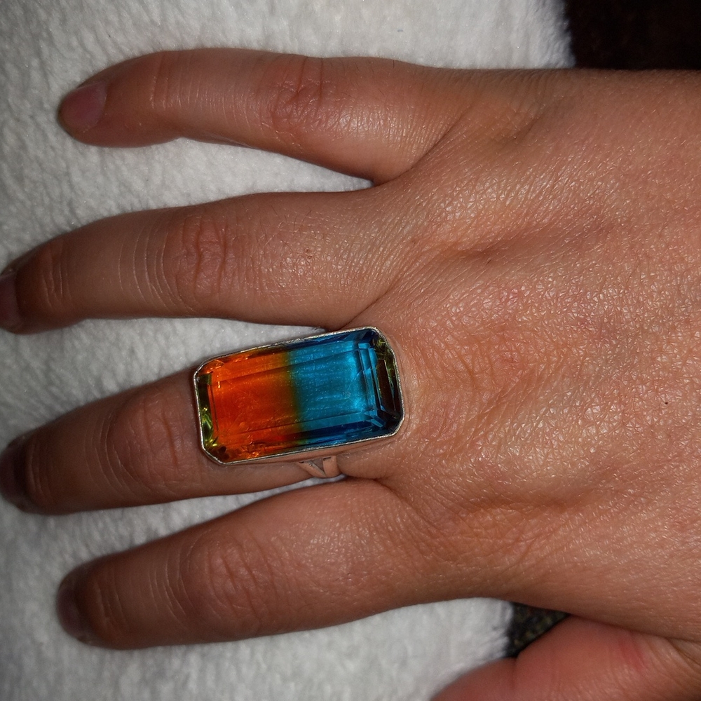 Ring - Picture 2 of 2
